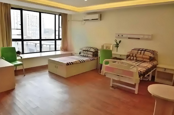 深圳户口入户要求_姜文生涯唯一失败作品？且慢 且慢打造务理人性念化服