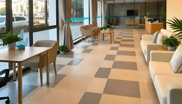 深圳落户 2025新规_2025暑期档大盘票房连续10天破亿 美元消费万亿近1总量